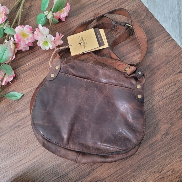 Patricia Nash Luciana Crossbody Leather Saddle Bag - Picture 13 of 16